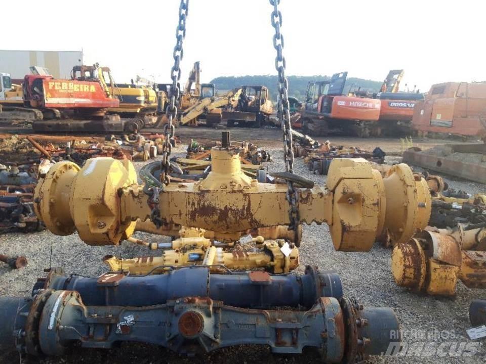 CAT 906H Przekładnie i skrzynie biegów