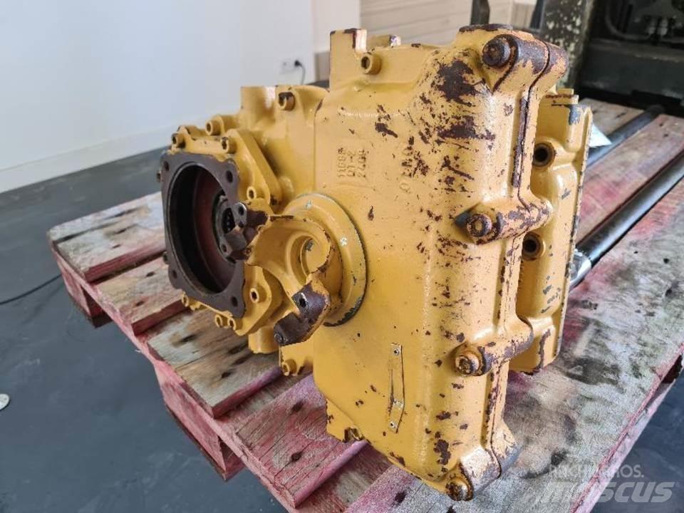 CAT 906H Przekładnie i skrzynie biegów