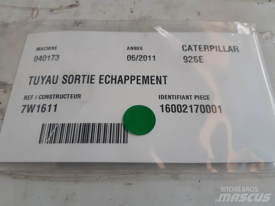 CAT 926E Silniki