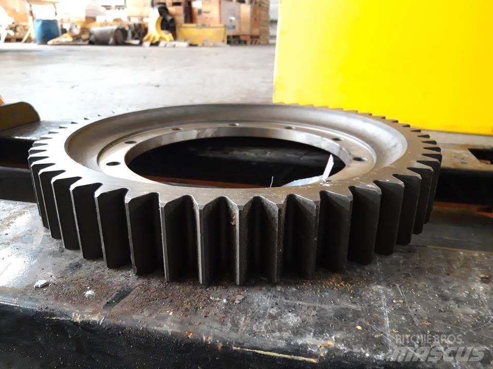 CAT 941B Silniki