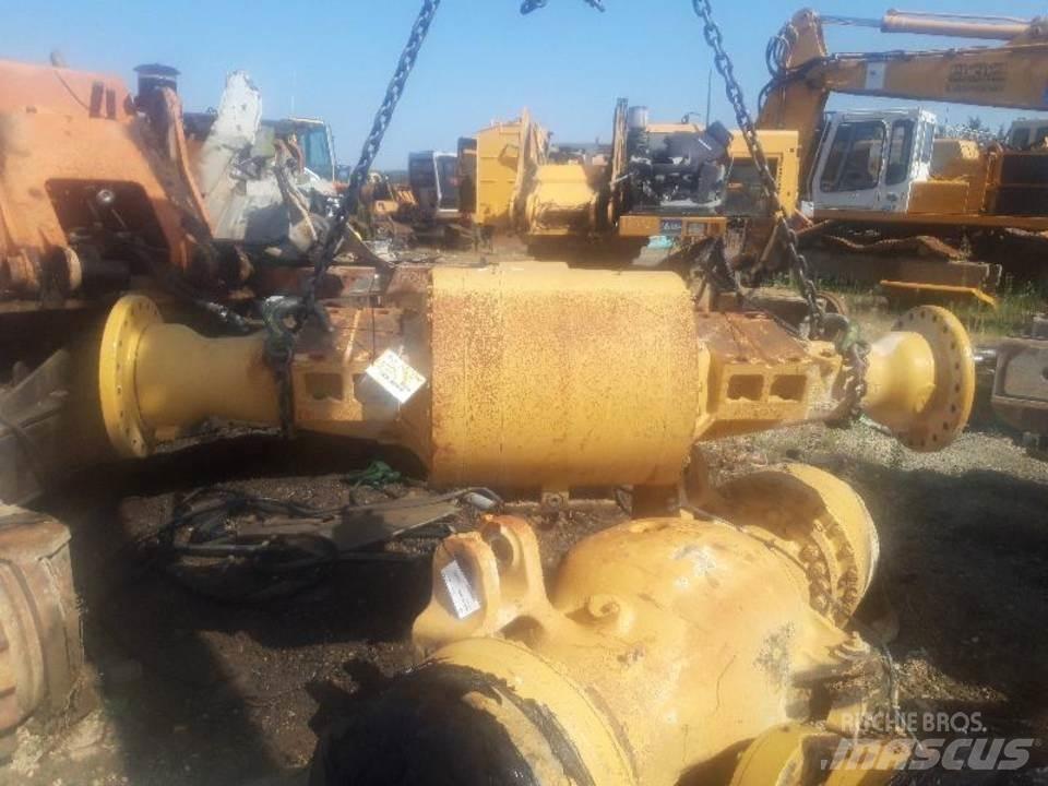 CAT 972H Przekładnie i skrzynie biegów