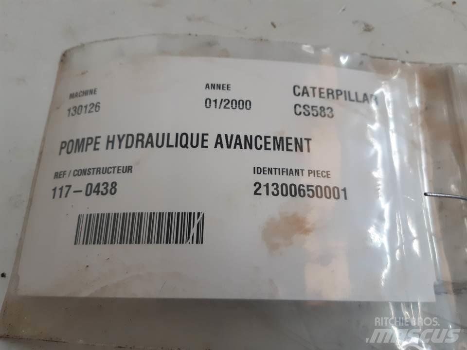 CAT CS583 Hydraulika