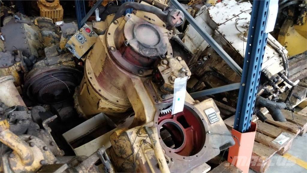 CAT D250B Przekładnie i skrzynie biegów
