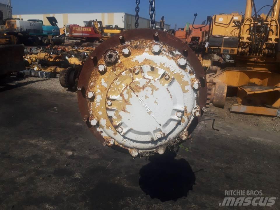 CAT D250D Przekładnie i skrzynie biegów