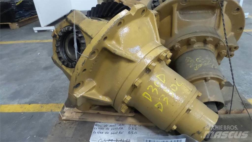CAT D30D Przekładnie i skrzynie biegów