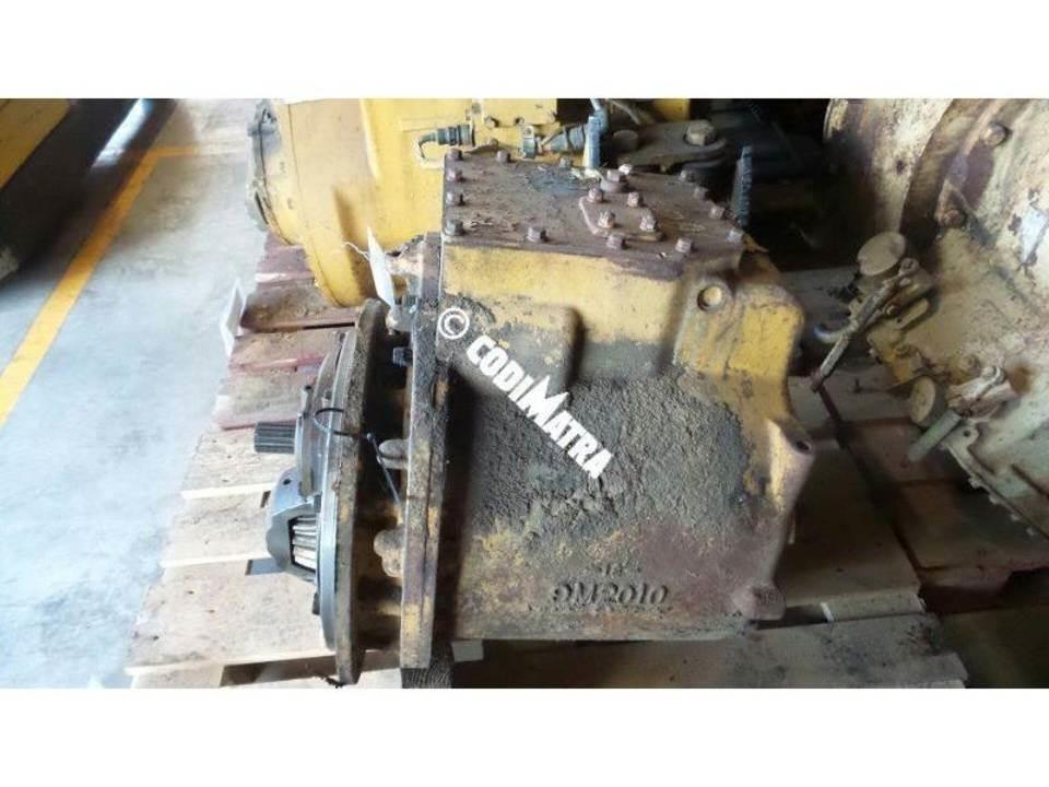 CAT D6C Przekładnie i skrzynie biegów