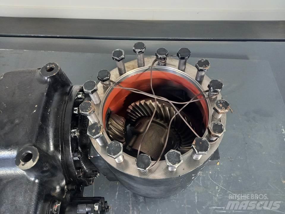 CAT M320F Przekładnie i skrzynie biegów