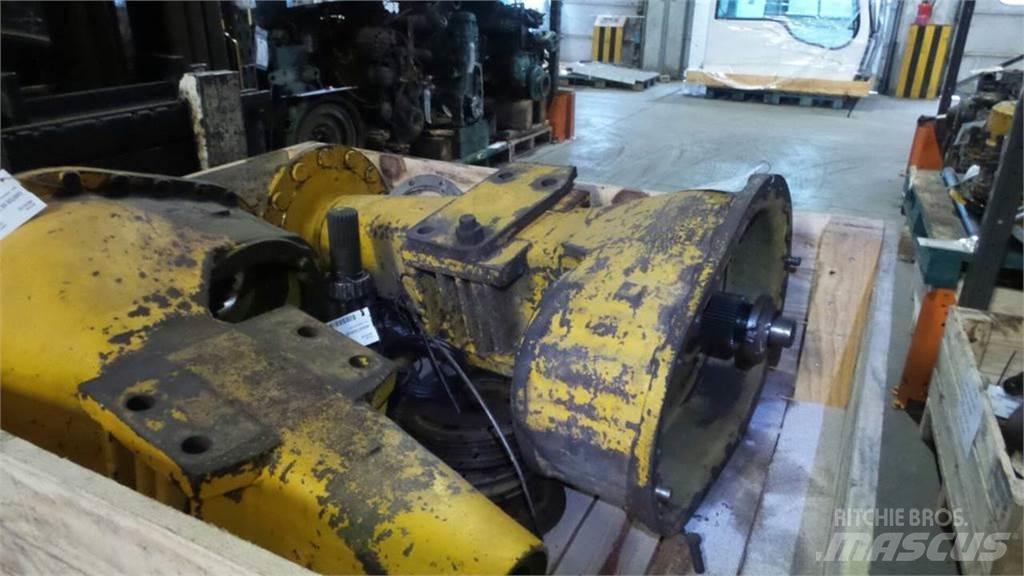 JCB 425 Przekładnie i skrzynie biegów