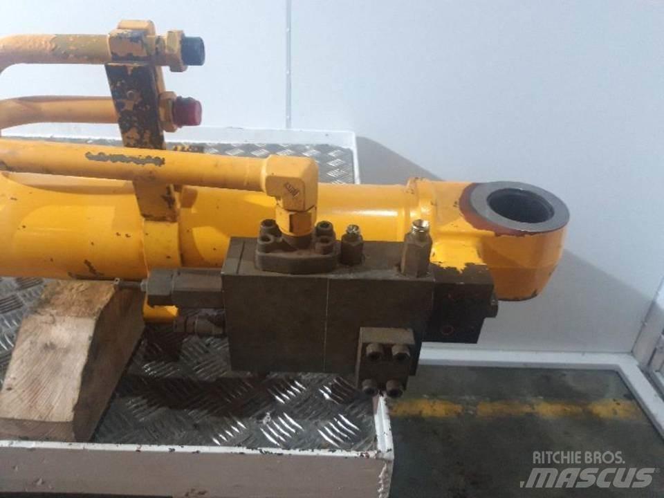 JCB JS160 Hydraulika