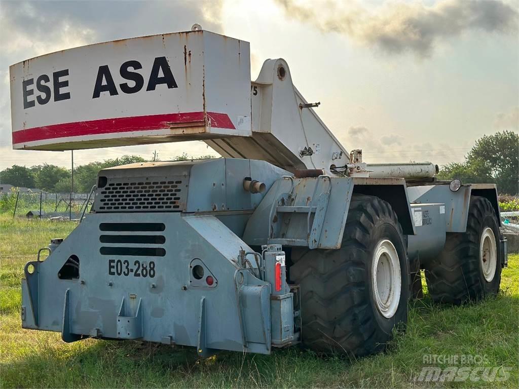Terex RT 775 Żurawie terenowe