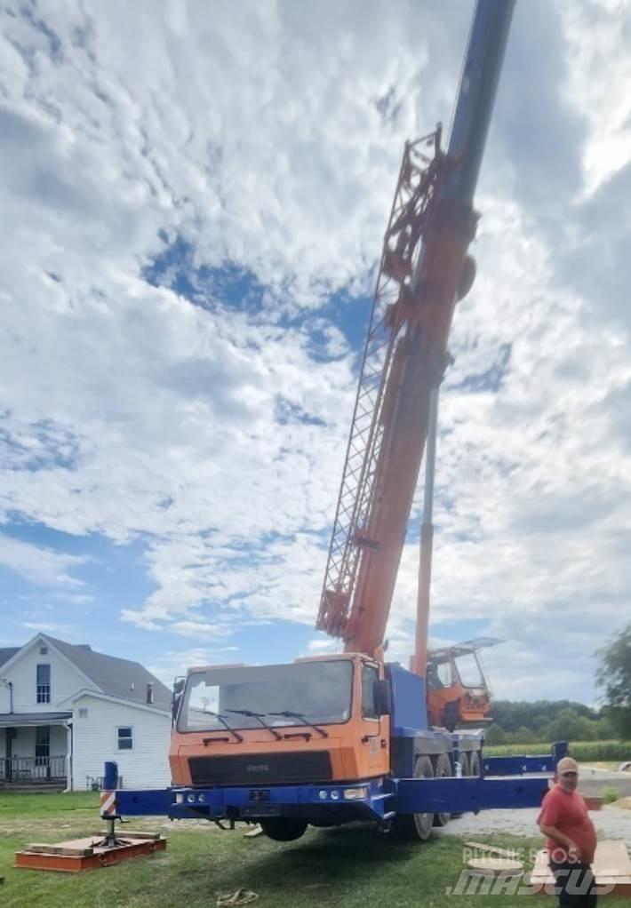 Grove GMK4075 Żurawie szosowo-terenowe