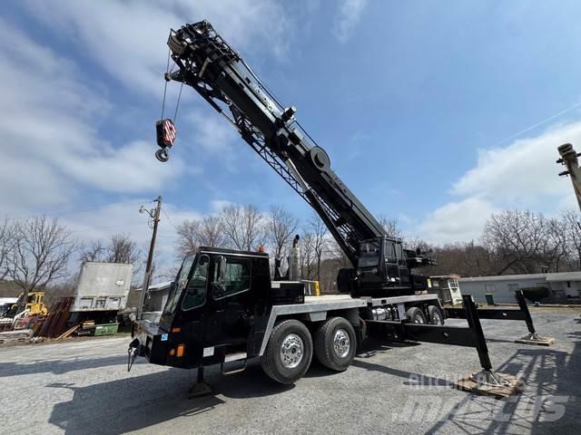 Grove TMS900E Żurawie szosowo-terenowe