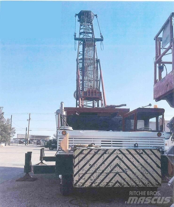 Link-Belt HC-218 Żurawie szosowo-terenowe