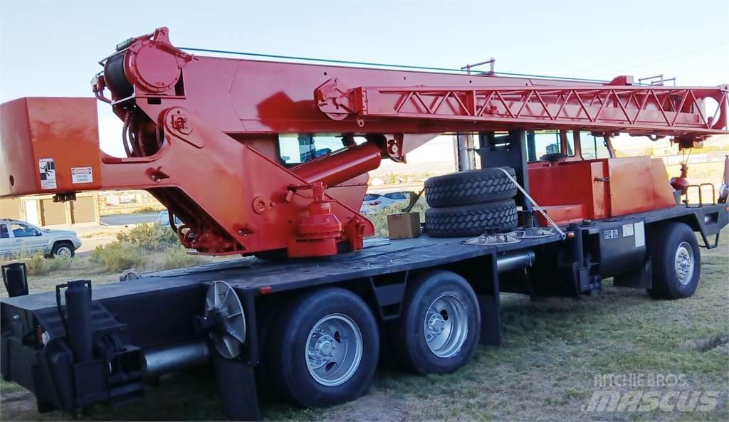 Lorain MCH 230E Żurawie szosowo-terenowe