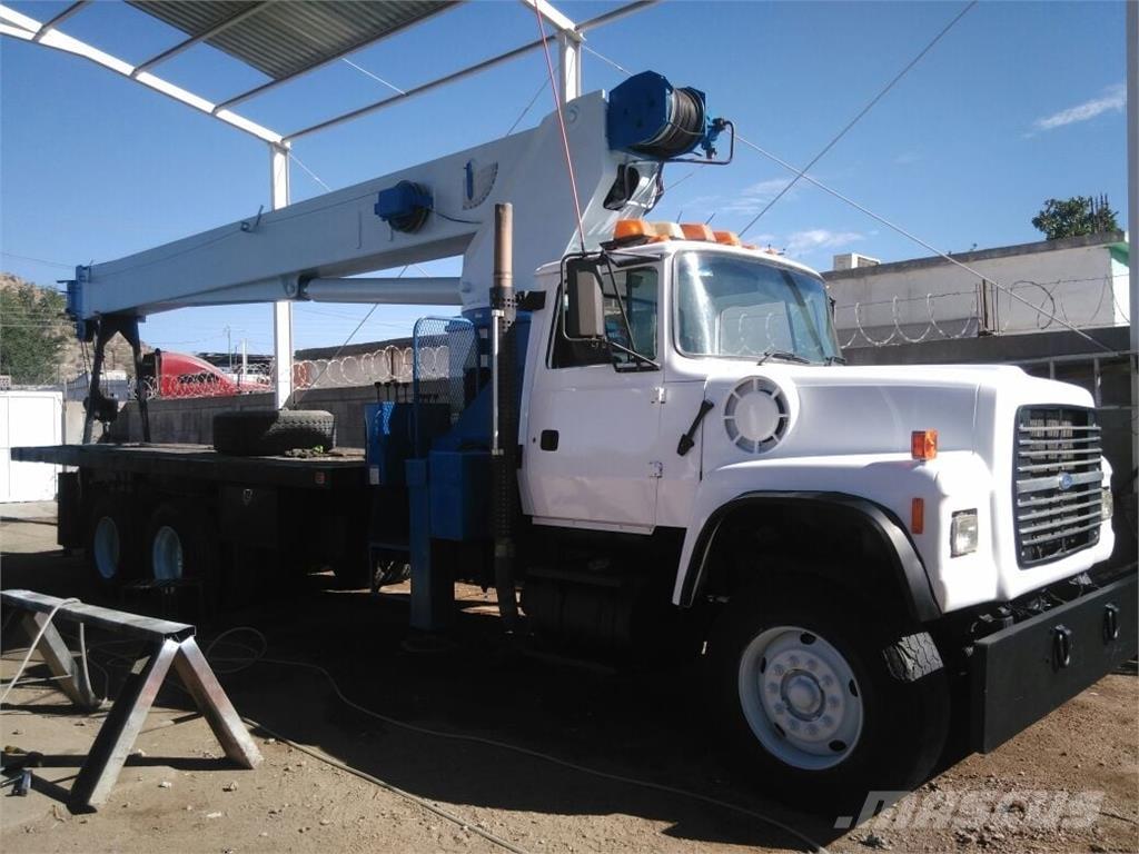 Manitex 30100 Żurawie samochodowe