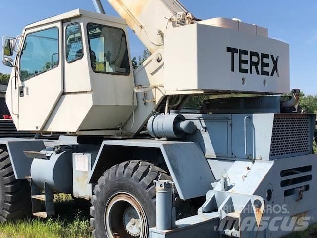 Terex RT230E Żurawie terenowe