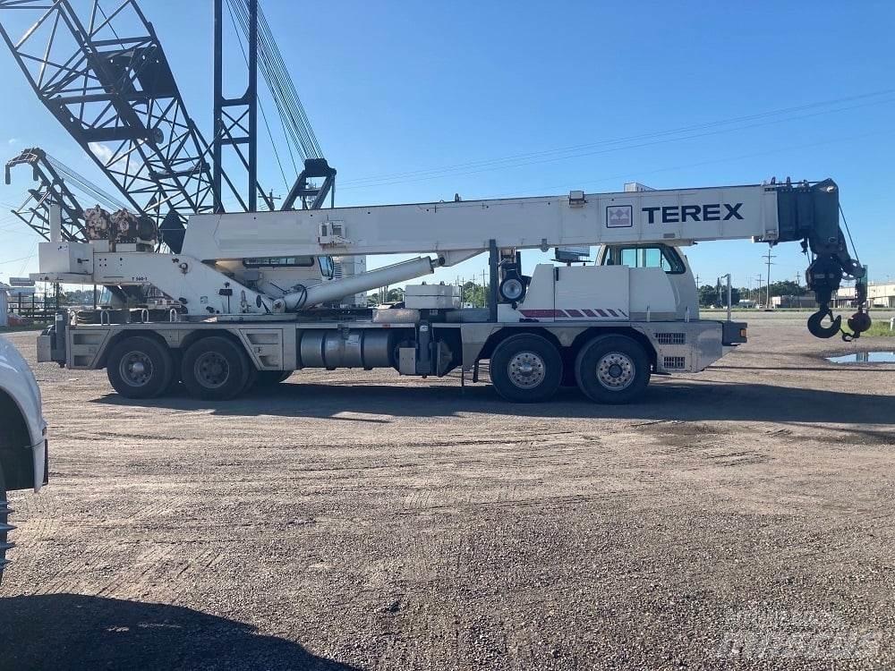 Terex T 560 Żurawie szosowo-terenowe