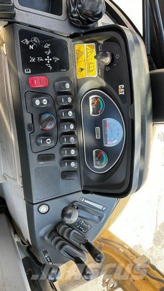 CAT 432 E Koparko-ładowarki