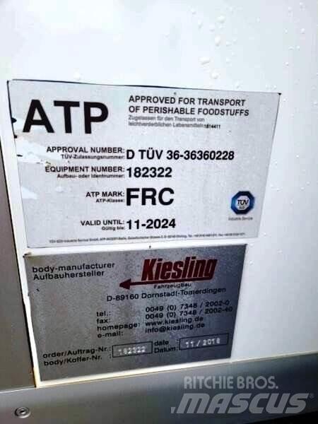 DAF LF 260 FA Samochody ciężarowe ze skrzynią zamkniętą