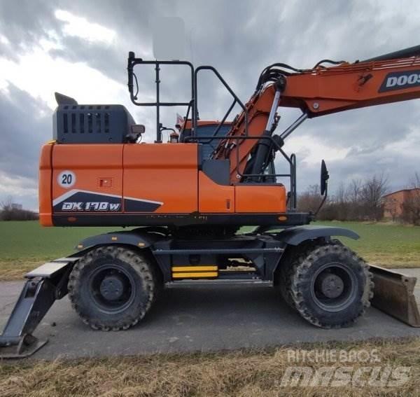 Doosan DX 170 W-7 Koparki kołowe