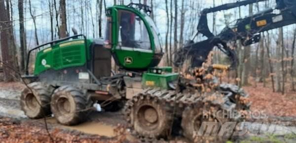 John Deere 1270 G 8W Harwestery gąsienicowe