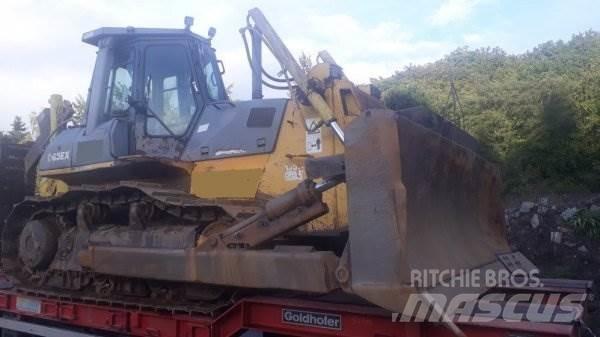 Komatsu D65 EX-12 Spycharki gąsienicowe