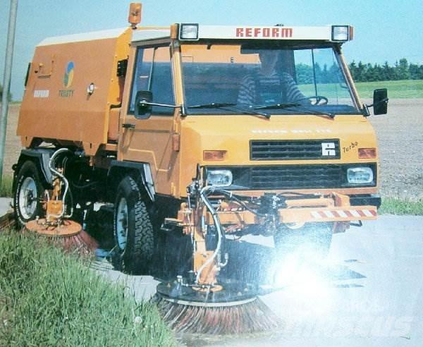  Trilety MKV Zamiatarki - Zgarniarki - Odśnieżarki
