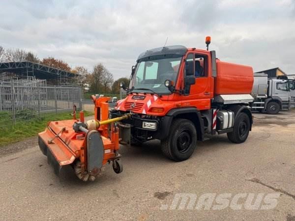 Unimog U 400 Cysterna