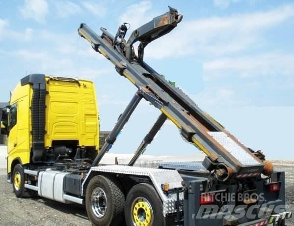 Volvo 500 +Combi-Lift Hakowce