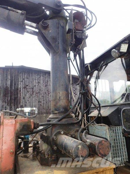 ZTS LKT 120 + přívěs Harwestery gąsienicowe