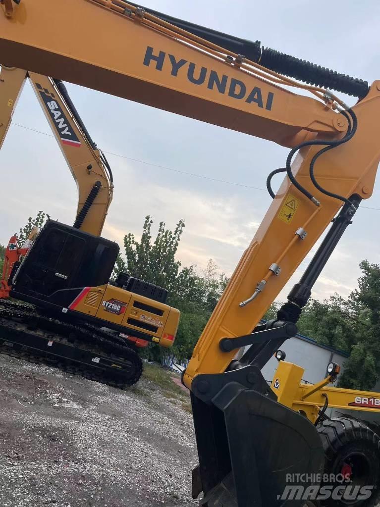 Hyundai R220 Koparki gąsienicowe