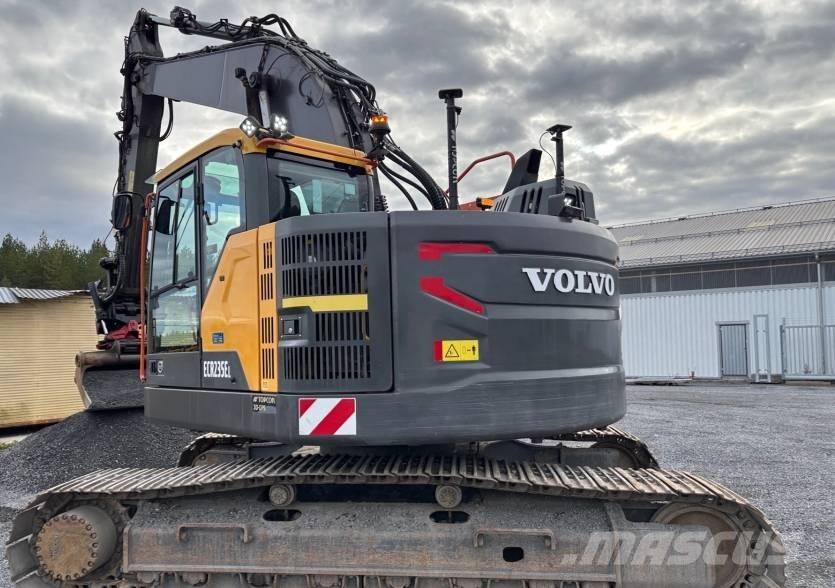 Volvo ECR 235 E Koparki gąsienicowe