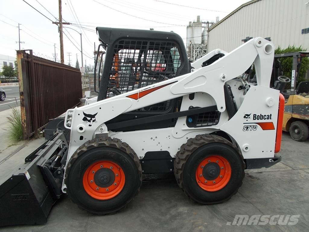 Bobcat S770 Ładowarki burtowe