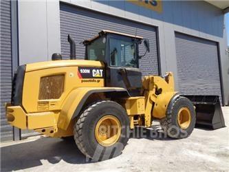 CAT 930M Ładowarki kołowe