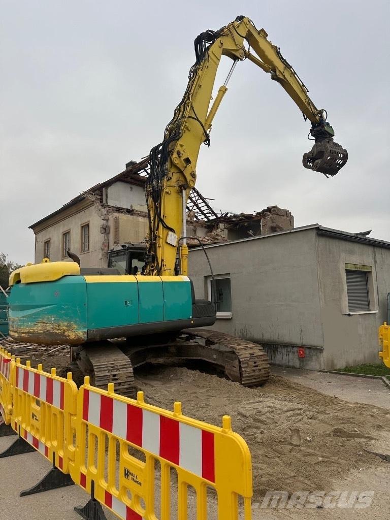 Hitachi LC 250 Koparki wyburzeniowe