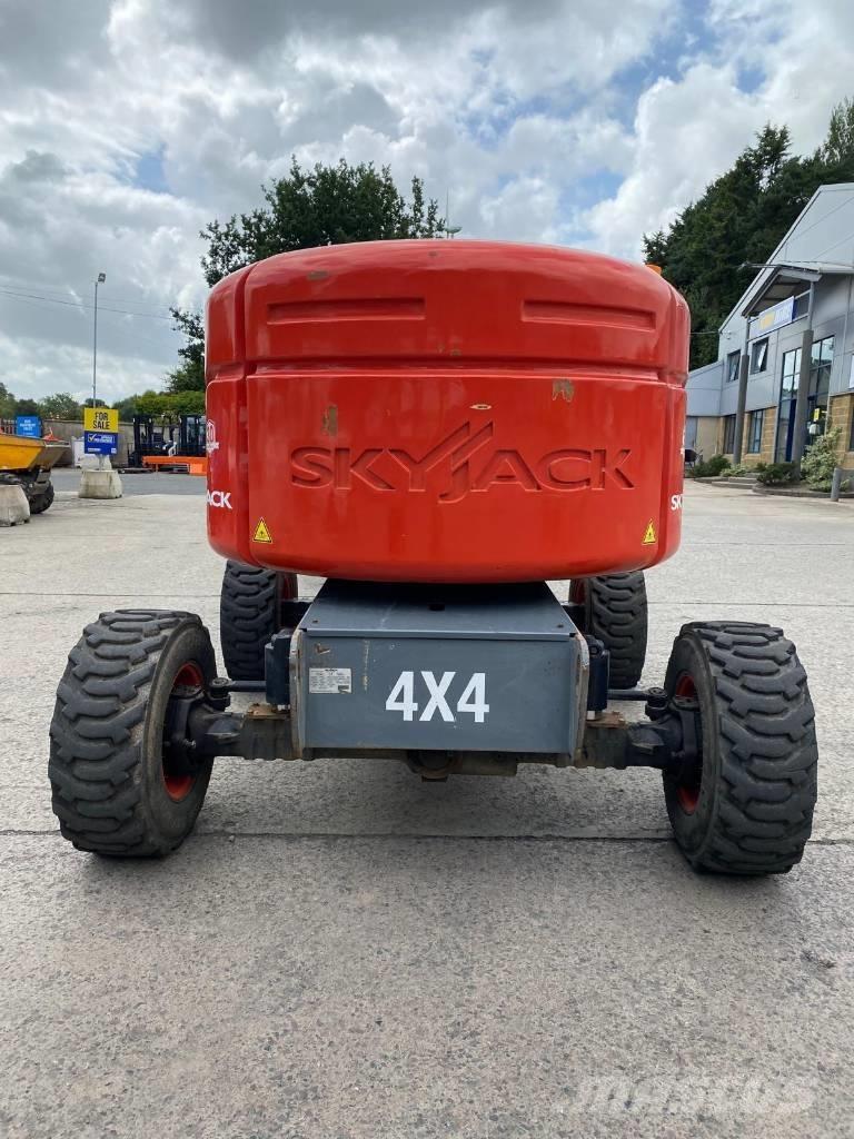 SkyJack SJ 46 AJ Podnośniki przegubowe