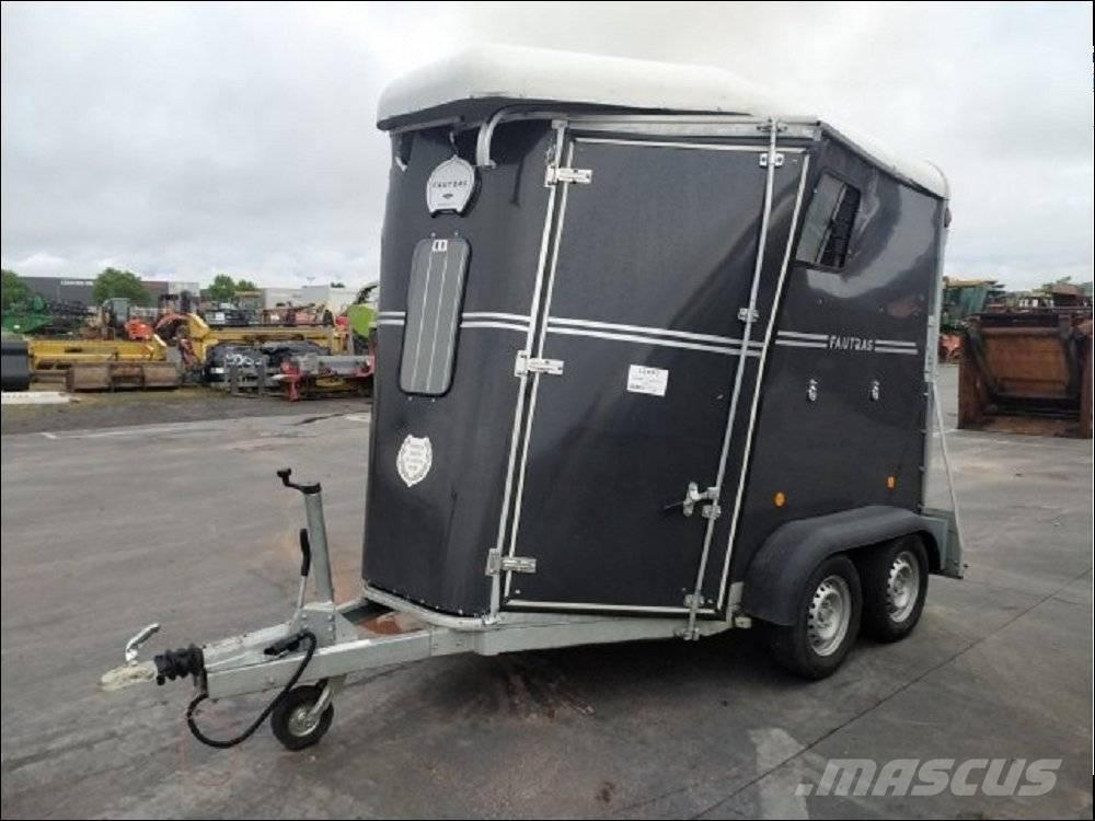  FAUTRAS PROVAN Przyczepy do przewozu zwierząt
