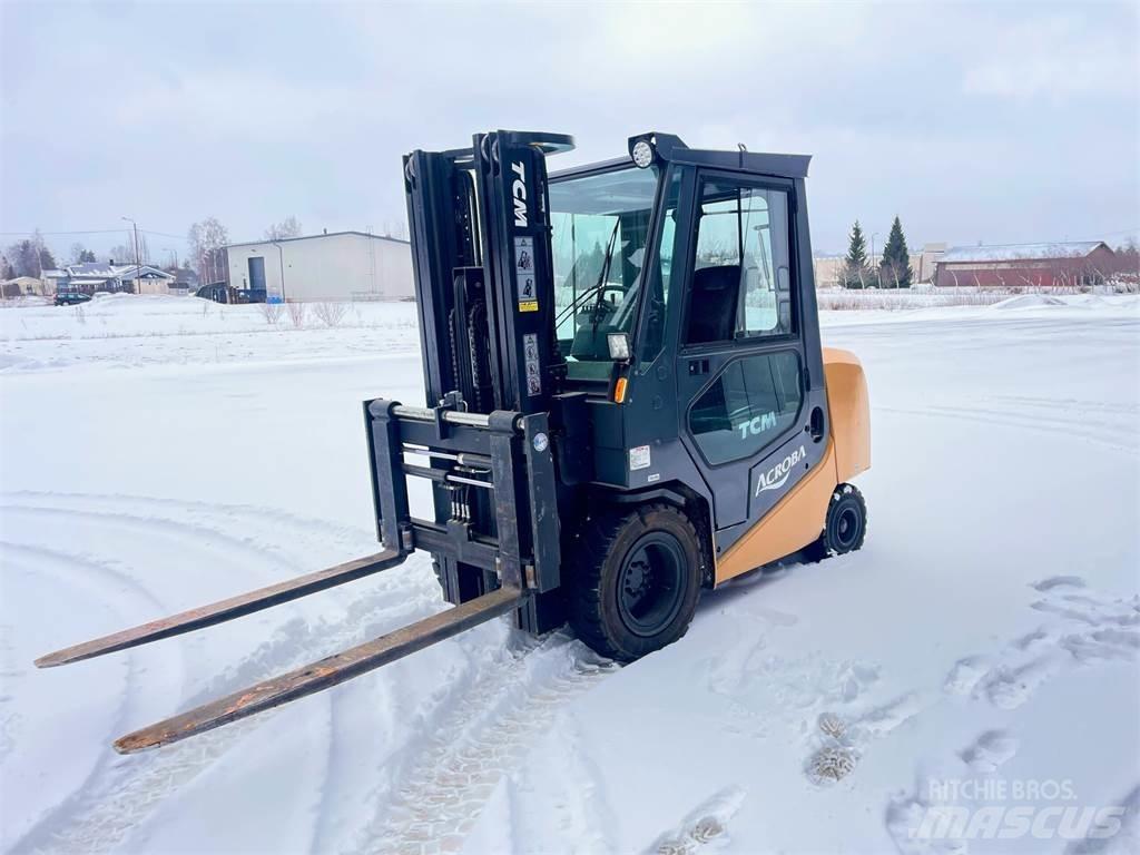 TCM FA 30D ACROBA Wózki Diesla