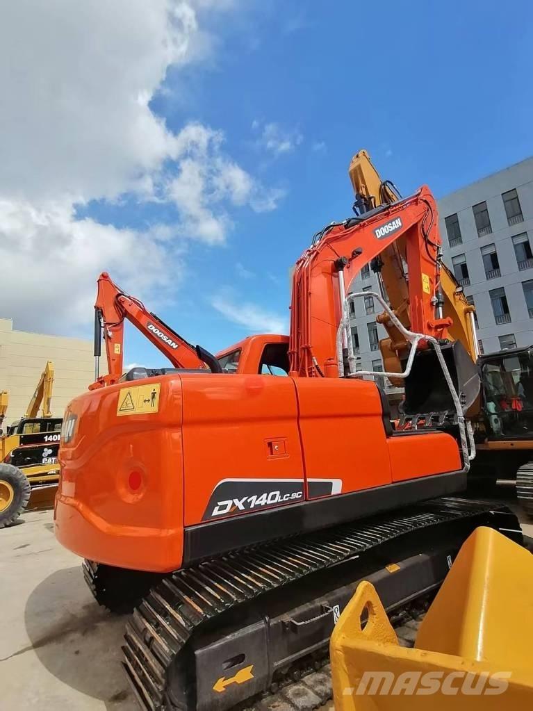 Doosan DX 140 Koparki gąsienicowe