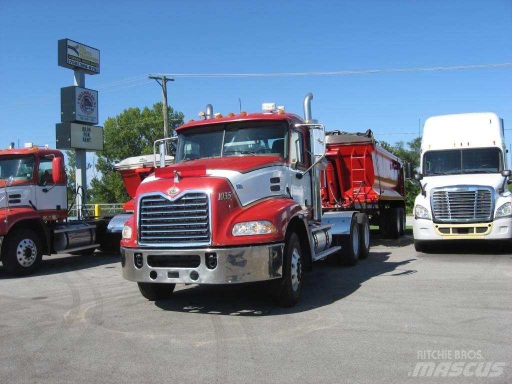 Mack CXN 613 Ciągniki siodłowe