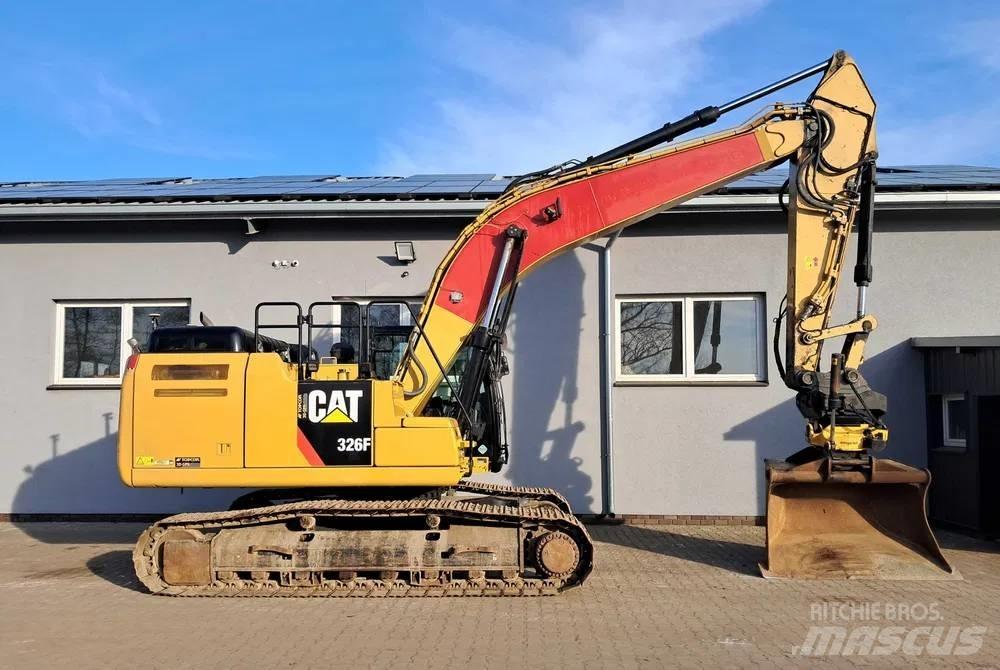 CAT 326 F L Koparki gąsienicowe