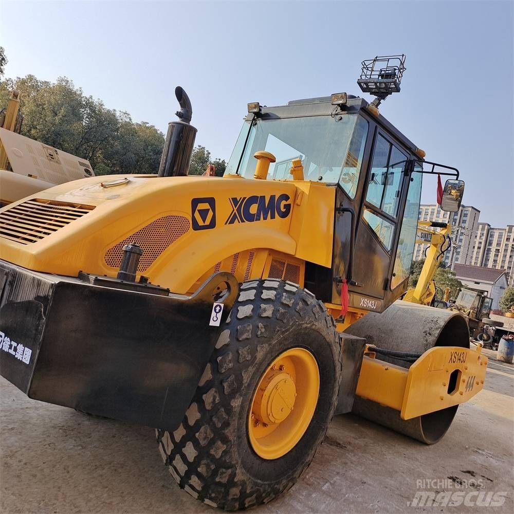 XCMG XS 143 Walce jednobębnowe