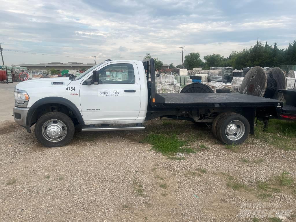 RAM 5500 Ciężarówki typu Platforma / Skrzynia