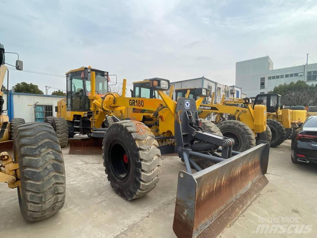 XCMG GR 180 Równiarki