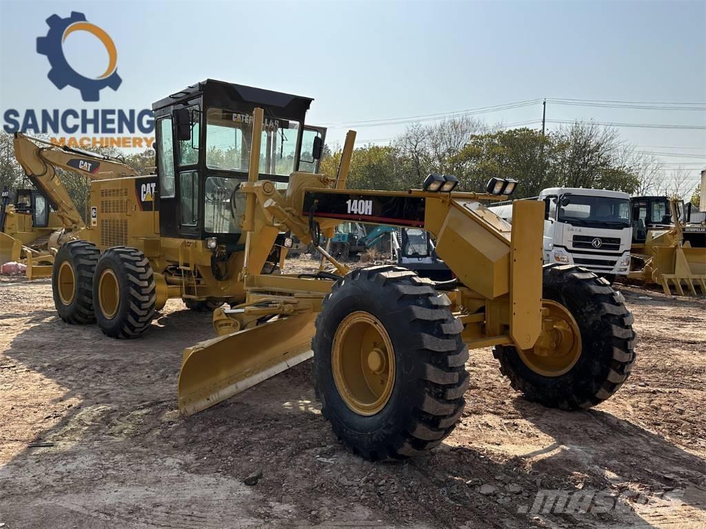 CAT 140H Równiarki