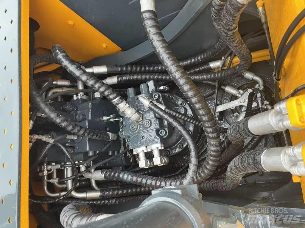 Hyundai R220 Koparki gąsienicowe