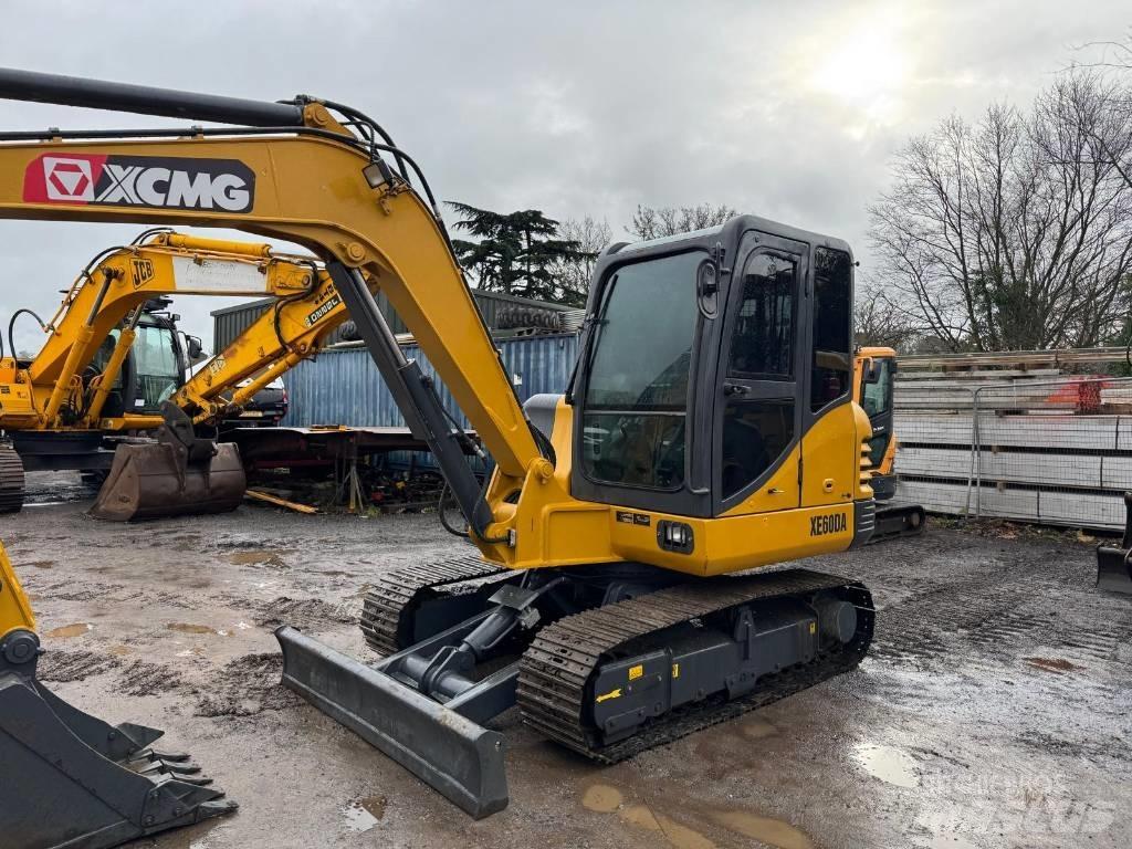 XCMG XE 60 DA Minikoparki