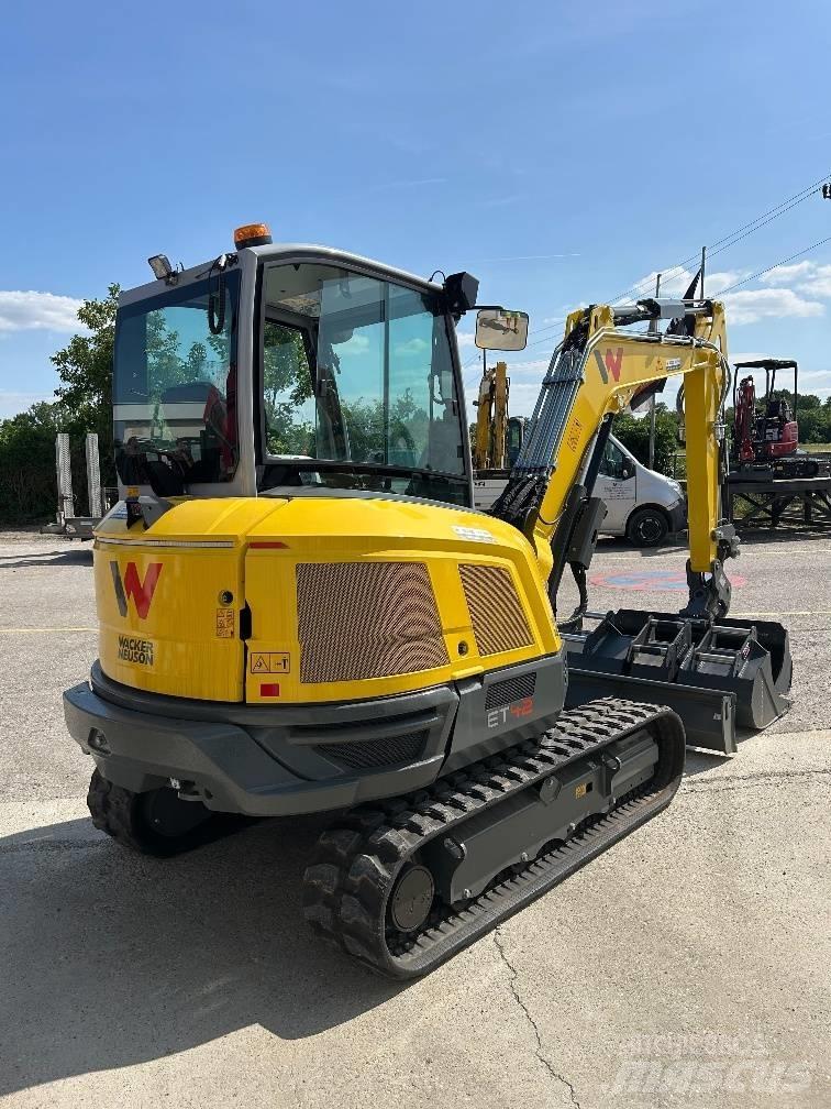 Neuson ET42 Minikoparki