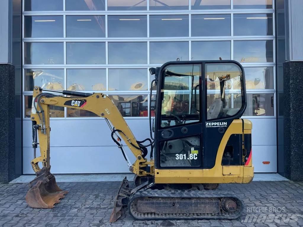 CAT 301.8C Minikoparki