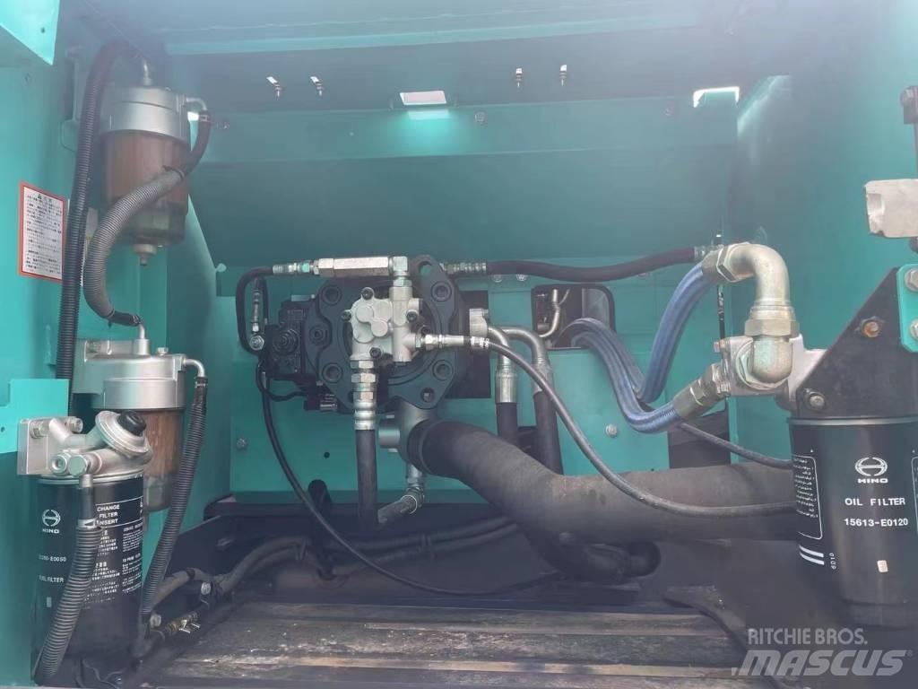 Kobelco 260 Koparki gąsienicowe